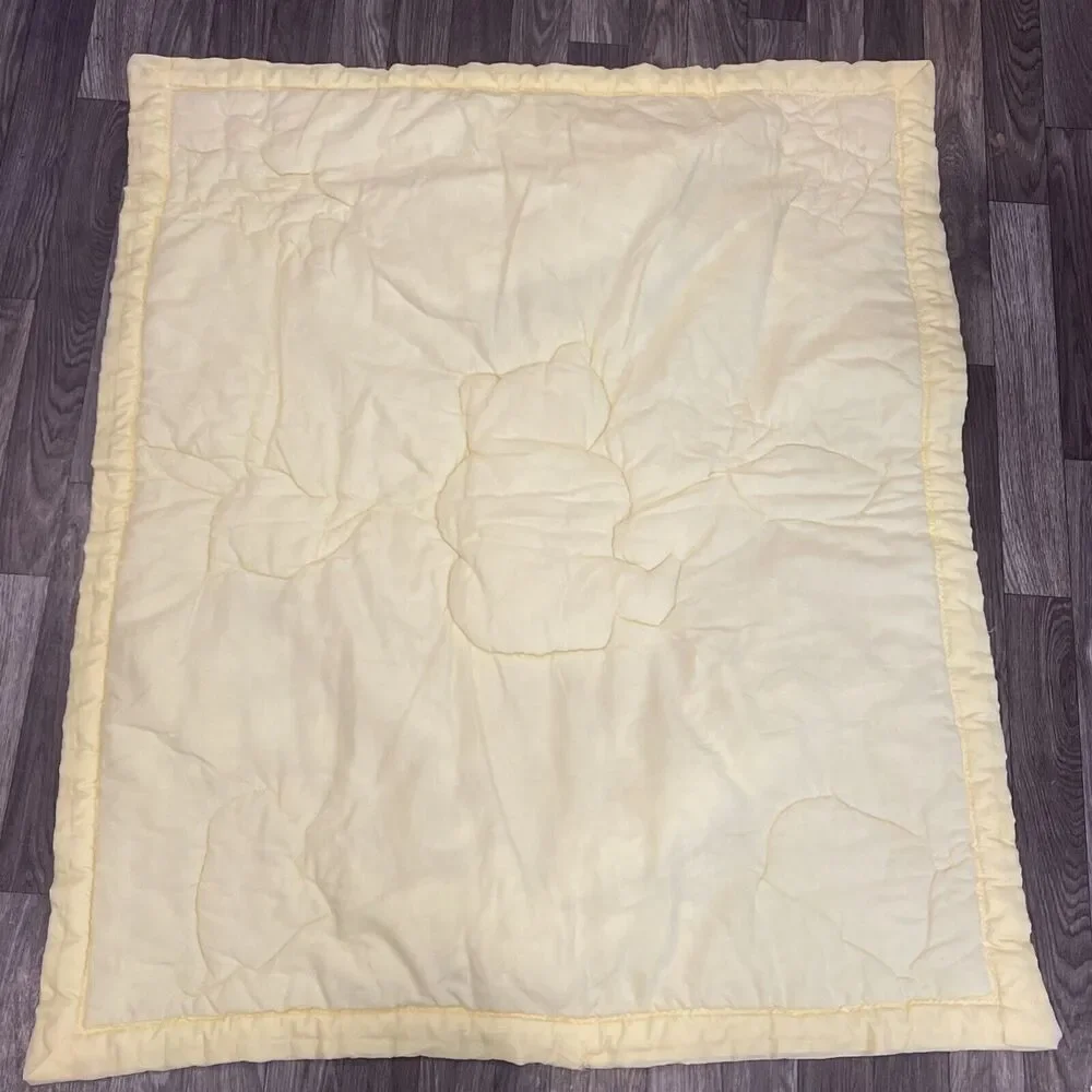 Homemade Baby comforter Quilt Crib Bedding Yellow Vintage Animals